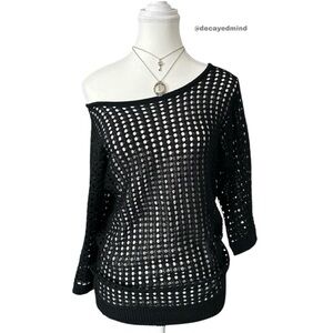 Y2K “Seductions” Black Shiny Knit Sheer Quarter Sleeve Top